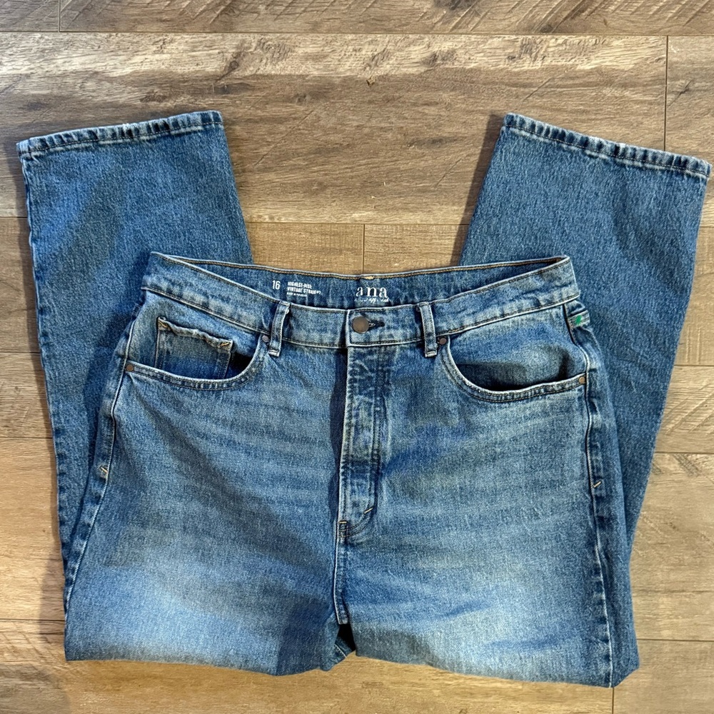 a.n.a High Rise Vintage Straight Leg Jeans Size 16 Medium Wash EUC